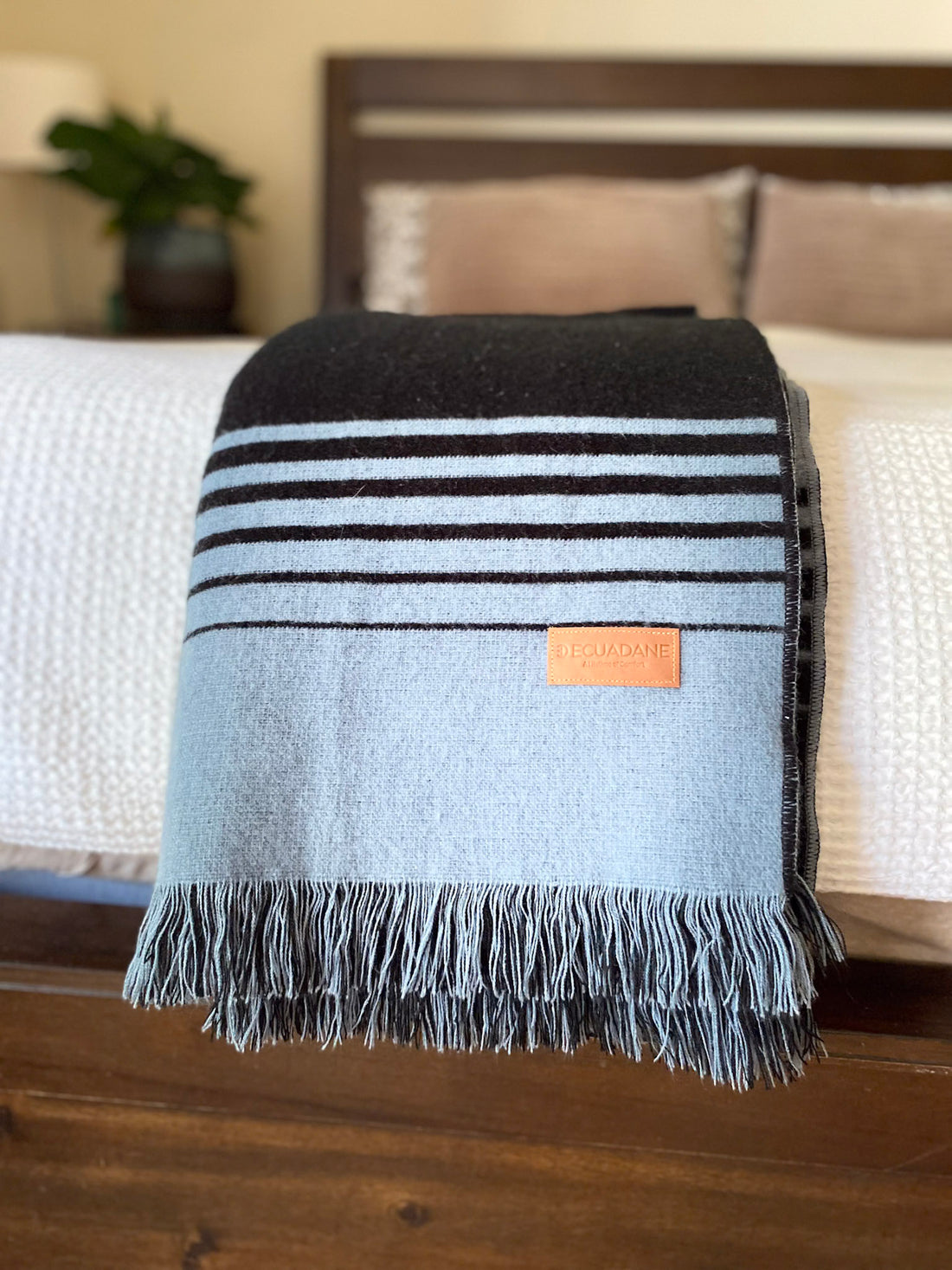 Quilotoa Black and Gray Luxury Throw Blanket